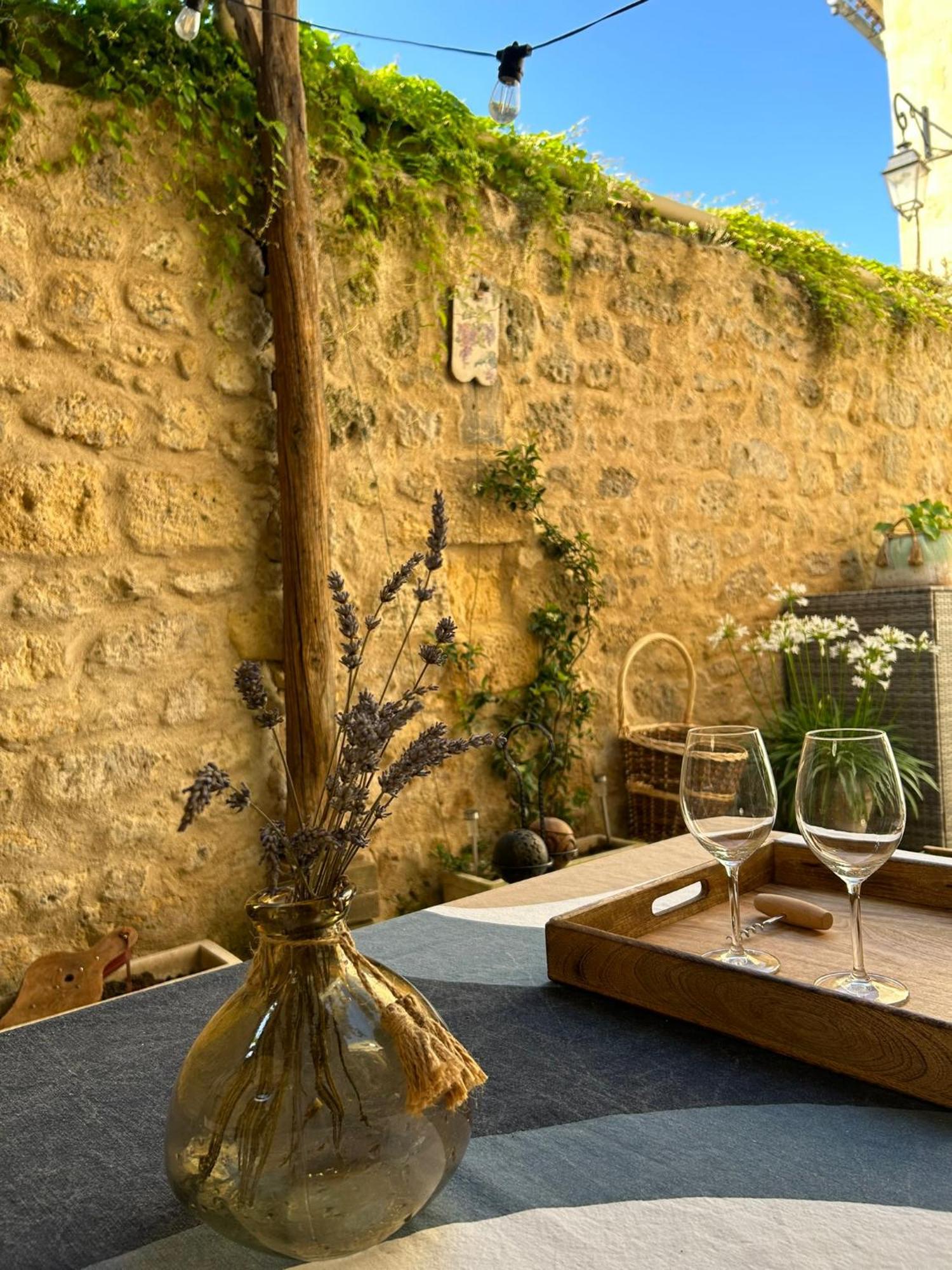 La Maison Du Clocher Saint-Emilion Exterior photo
